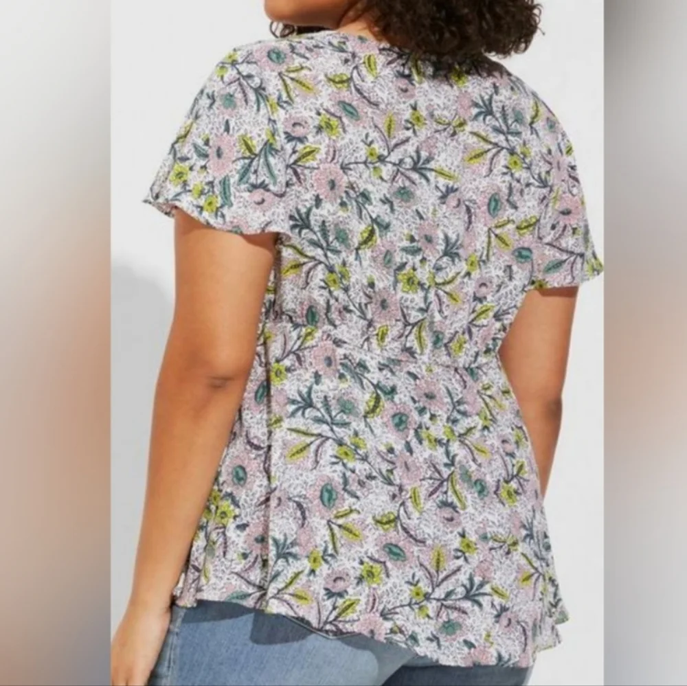 Torrid Twist Front Floral Blouse - Picture 2 of 3